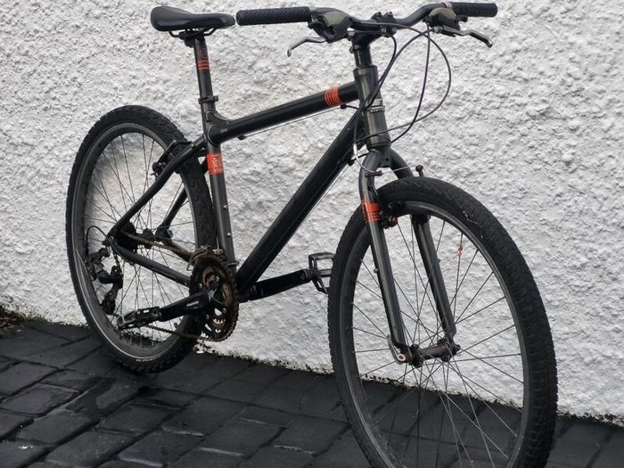 Carerra Axle. Working Order But General Service Recommend
