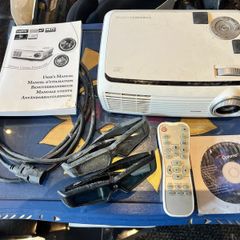 Optoma HD65 ThemeScene 720p DLP home theater, screen, 3D glasses