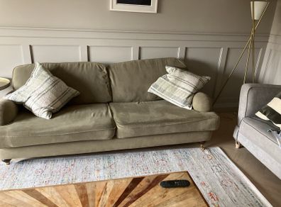 free 3 Seater Couch