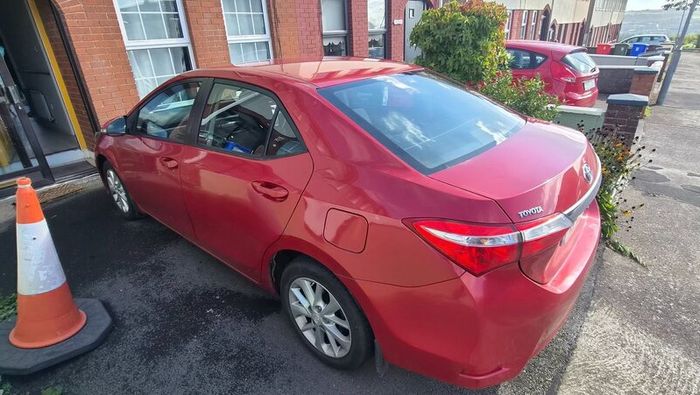 Toyota Corolla 2015
