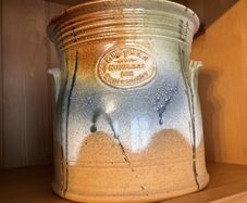 Kiltrea Nibblers jar pottery