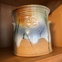 Kiltrea Nibblers jar pottery