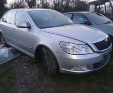 2010 octavia breaking