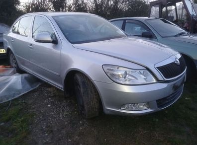 2010 octavia breaking