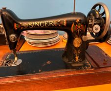 Singer Sewing Machine