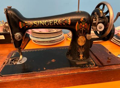 Singer Sewing Machine