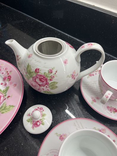 Dunnes Stores Matching Tea Set