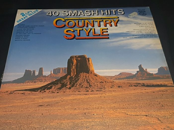 record 40 smash hits of country style