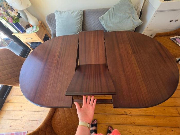 Elegant Mid-Century Modern Extendable Dining Table