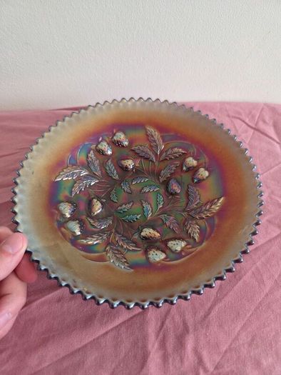 Strawberry Northwood Amethyst basketwave bowl