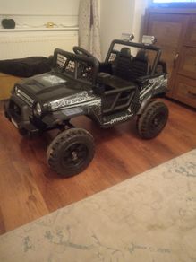 Toy electric car