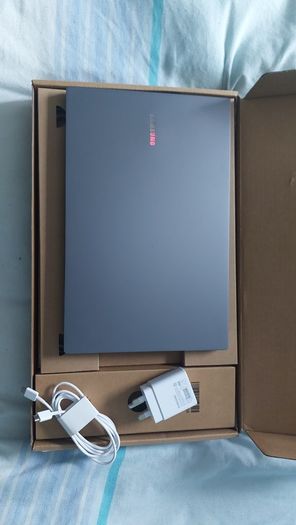 Samsung Galaxy Book4 Laptop