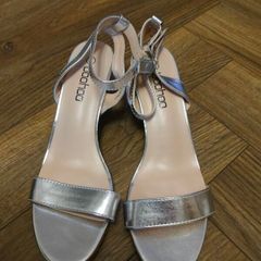 sandal