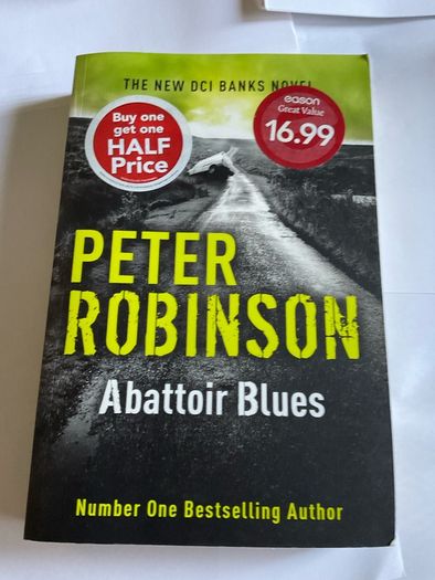 12 x Peter Robinson DCI BANKS crime series no 7 and 13 to 25 or individual