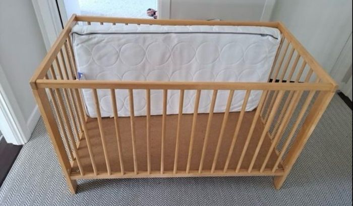 Ikea Gulliver cot with mattress