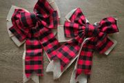 Two Christmas bows