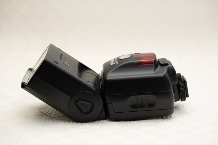 Nikon SB-28 Flash