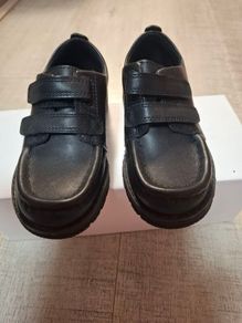 New Boys Shoes size UK 81/2 F