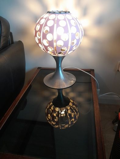 Space Age Tulip Base Table Lamp