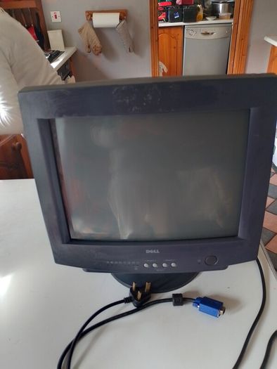 Crt Dell Monitor - 2002