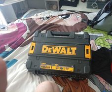 deWalt box
