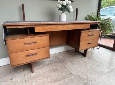mid century sideboard / dresser