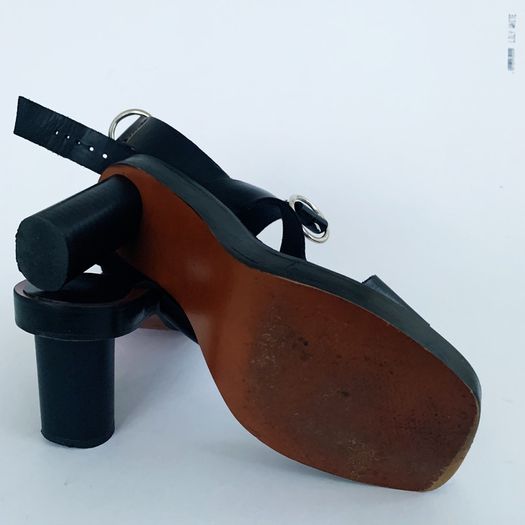 Zara leather sandals size UK2