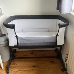 Bedside crib