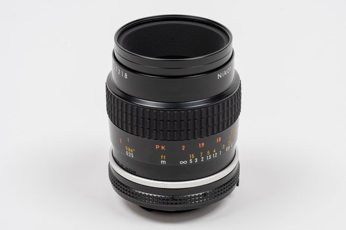Nikon Ai-s Micro NIKKOR 55mm f/2.8 MF Macro Lens [near Mint]