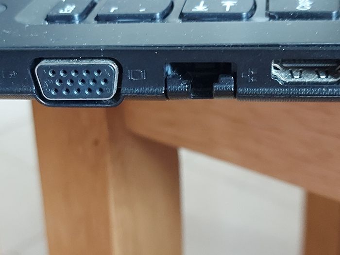 Lenovo Ideapad 310-15ABR, Model 80ST, AMD A10-9600P R5, `10 Compute Cores, 4C + 6G, 2.4GHz, Windows 10, Microsoft Edge, Chrome, and VLC