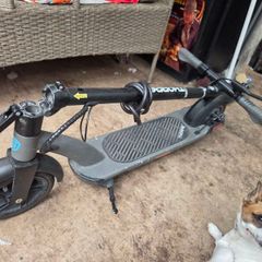 Electric scooter