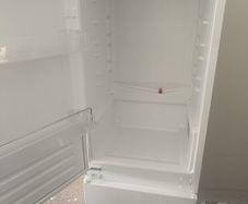 Whirlpool integrated fridge/ freezer