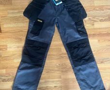 New regatta work pants 32w 34L