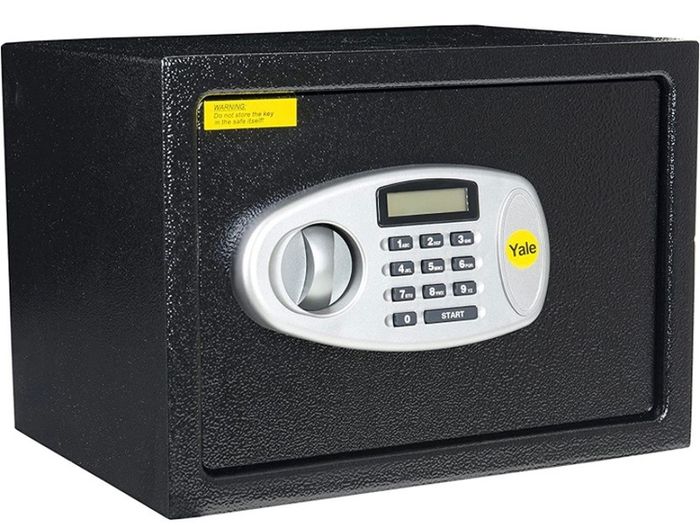 Medium Digital Safe, Steel Construction, LCD Display, Steel Locking Bolts, Emergency Override Key, Wall And Floor Fixings, 16 Litre Capacity 25 x 35 x 25 cm, Home Office Safe (FREE POSTAGE)