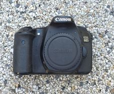 Canon EOS 60D (Body Only) Free Post