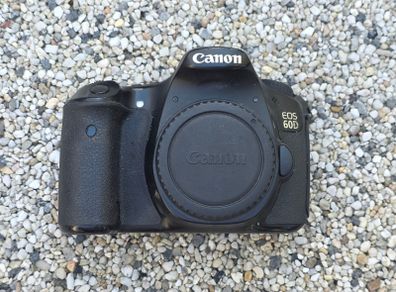 Canon EOS 60D (Body Only) Free Post