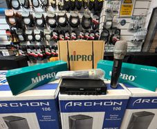 Mipro ACT-312 UHF Twin Handheld Wireless System