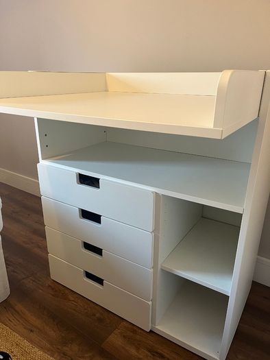 Changing table
