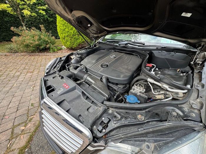 Mercedes-Benz E-Class 2010