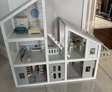 Doll house
