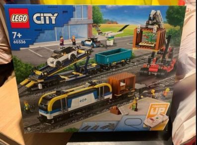 Lego Freight Train 60336 lego technic