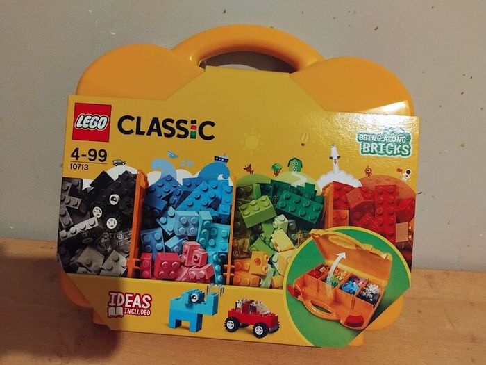 lego 10713 classic suit