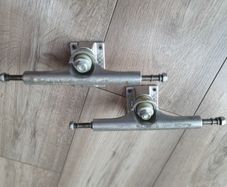 Ace 44 Trucks