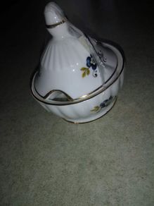 Vintage Tara bone china small jam dish with lid.