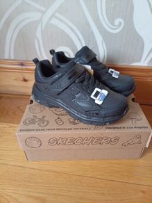 BNIB Size 4 Skechers Trainer Microblast
