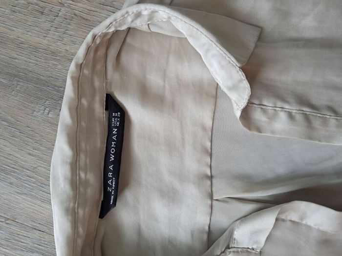 Zara beige satin blouse M