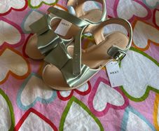 Green kids sandals