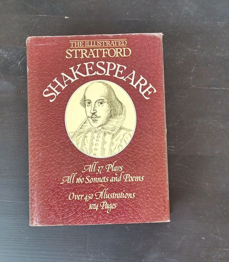 The Illustrated Stratford Shakespeare
