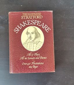 The Illustrated Stratford Shakespeare