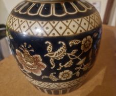 Preloved Sia Home Fashion Ginger Jar Oriental